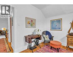 218 HERBERT Street - 22