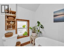 218 HERBERT Street - 24