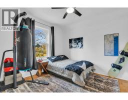 218 HERBERT Street - 28