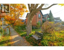 218 HERBERT Street - 32