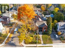 218 HERBERT Street - 37