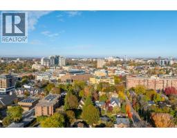 218 HERBERT Street - 40