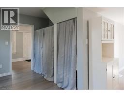 211 MCNAB Street W - 14