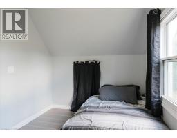 211 MCNAB Street W - 21