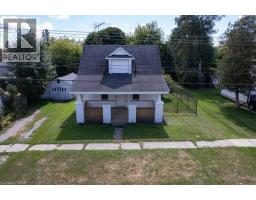 211 MCNAB Street W - 25