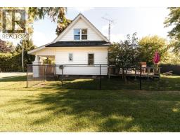 211 MCNAB Street W - 26