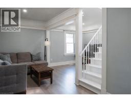 211 MCNAB Street W - 6