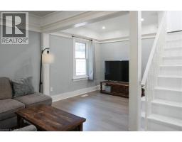 211 MCNAB Street W - 7