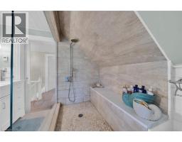 655 TOWNLINE Road W - 32