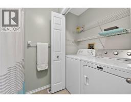 20 COURTLAND Drive UnitNo. 2 - 17