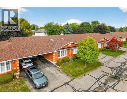 20 COURTLAND Drive UnitNo. 2 - 2