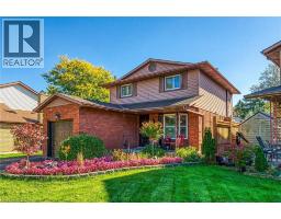 41 BALMORAL Court - 2