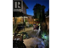 41 BALMORAL Court - 34