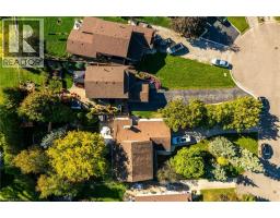 41 BALMORAL Court - 48