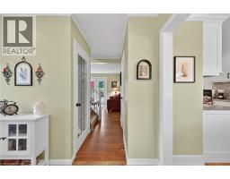 41 BALMORAL Court - 5