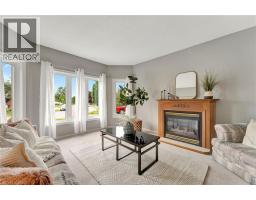 72 HILBORN Avenue - 16