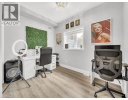 408 GUELPH Avenue UnitNo. 3 - 25