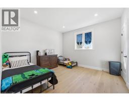 48 REBECCA Drive - 18