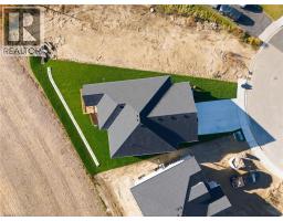 48 REBECCA Drive - 30