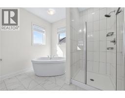 47 BLOOMFIELD Crescent - 30