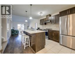 42 FINORO Crescent - 10