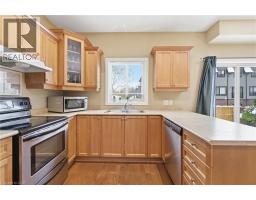 195 WILSON Street W UnitNo. 6 - 20