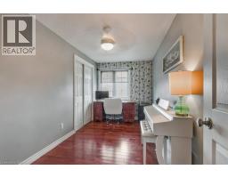 19 APPLE RIDGE Drive - 24