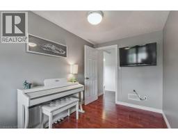 19 APPLE RIDGE Drive - 25