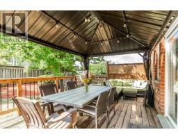 19 APPLE RIDGE Drive - 43