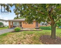 49 ERIE Avenue N - 41