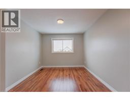 47 BROADVIEW Avenue - 13