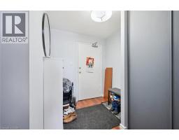 35 GREEN VALLEY Drive UnitNo. 1510 - 7