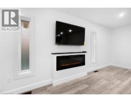 17 CHURCH Street E - 13