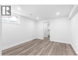 17 CHURCH Street E - 33