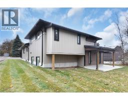 17 CHURCH Street E - 4