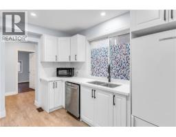 392 VICTORIA Street S - 17