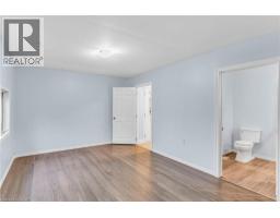 392 VICTORIA Street S - 22