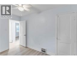 392 VICTORIA Street S - 30