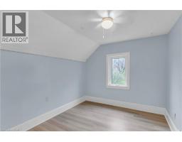 392 VICTORIA Street S - 33