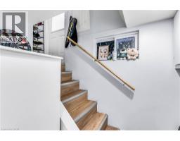 392 VICTORIA Street S - 41