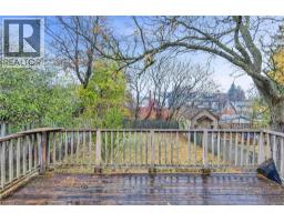 392 VICTORIA Street S - 45