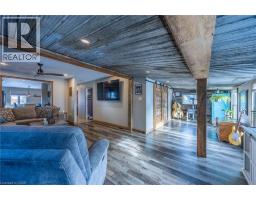 220 KING HIRAM Street - 17