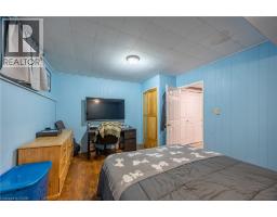 220 KING HIRAM Street - 22