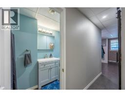 220 KING HIRAM Street - 23