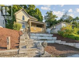 132 QUEEN Street W - 2