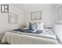 132 QUEEN Street W - 27