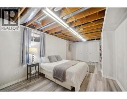 33 THOMPSON Drive - 23