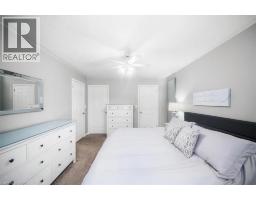 33 THOMPSON Drive - 6