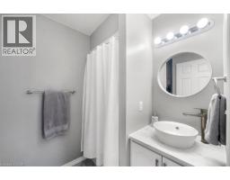 33 THOMPSON Drive - 7