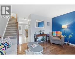 10 FOXGLOVE Crescent UnitNo. 37 - 13